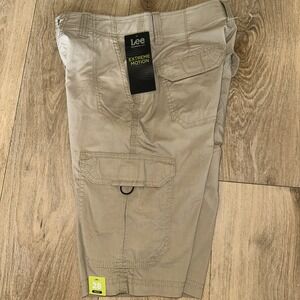Lee Men's Extreme‎ Motion Cargo Shorts Nomad Pockets Stretch Size 28 NEW